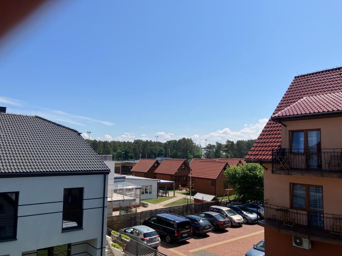 Agat Pokoje Goscinne Apartamenty Pobierowo Exteriör bild
