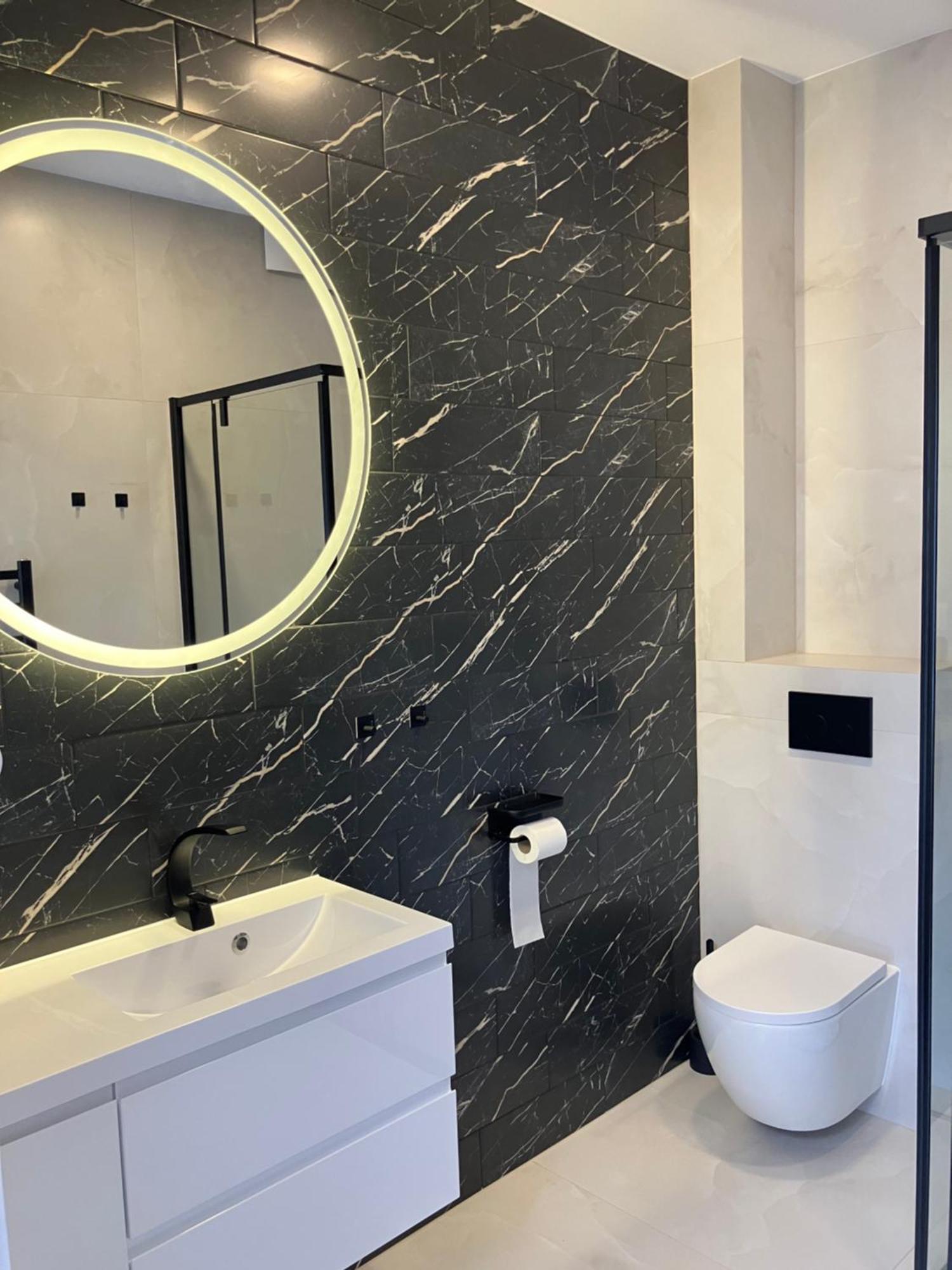 Agat Pokoje Goscinne Apartamenty Pobierowo Exteriör bild